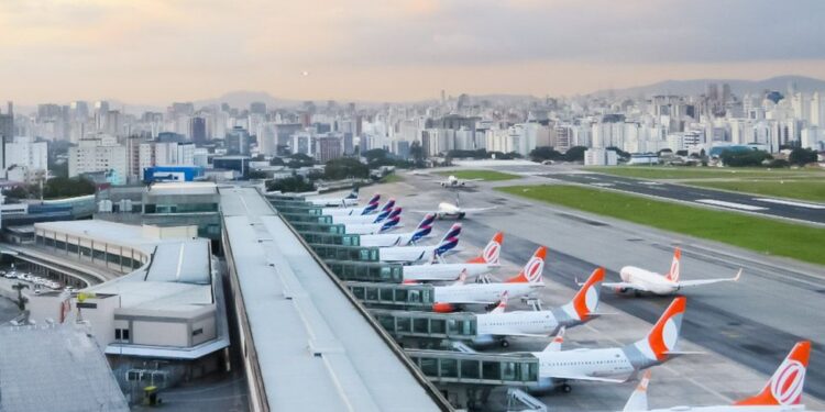 Aeroporto de Congonhas terá novo terminal e ampliará pontes de embarque
